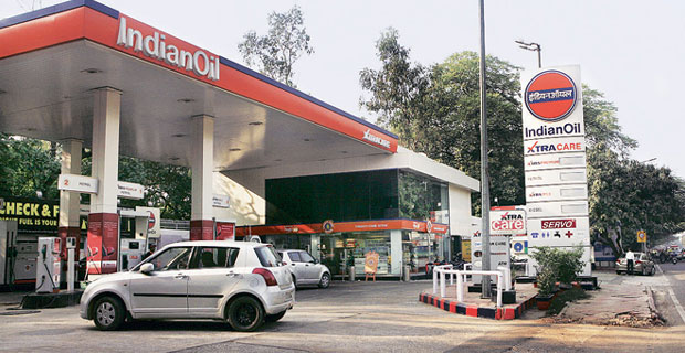 Indian Oil stake sale; govt eyes best'first half disinvesment kitty in 7 years