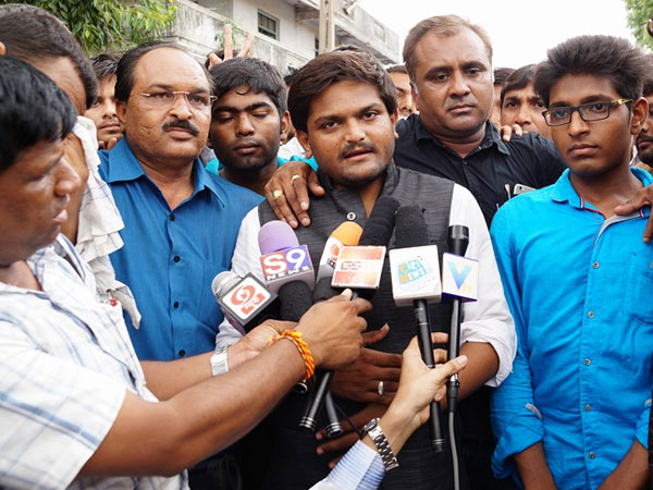 Patel agitation will intensify Hardik