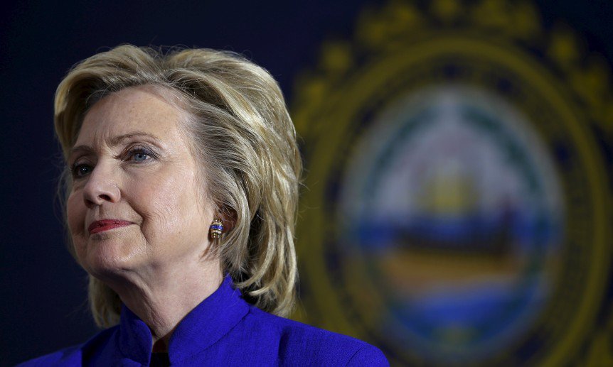 Hillary Clinton to give private email server to US Justice Department