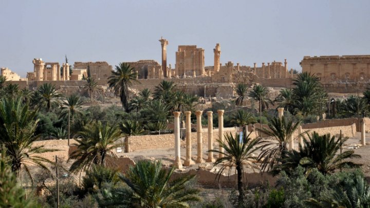 Islamic State militants blow up temple in ancient city of Palmyra