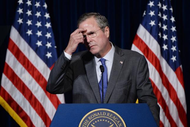 Jeb bushwhacks Trump at NH event