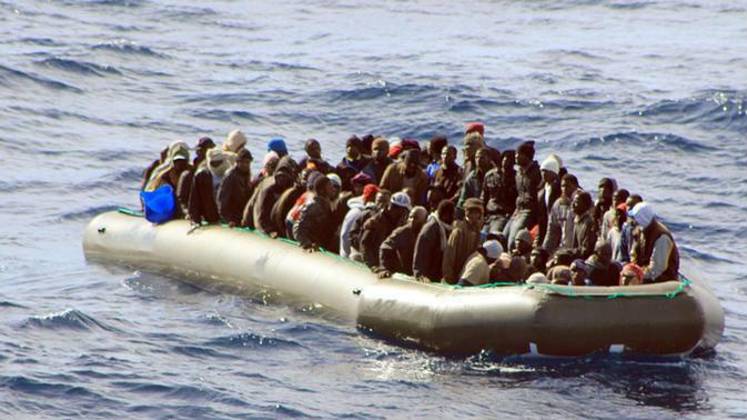 LE Niamh rescues 125 people in Mediterranean