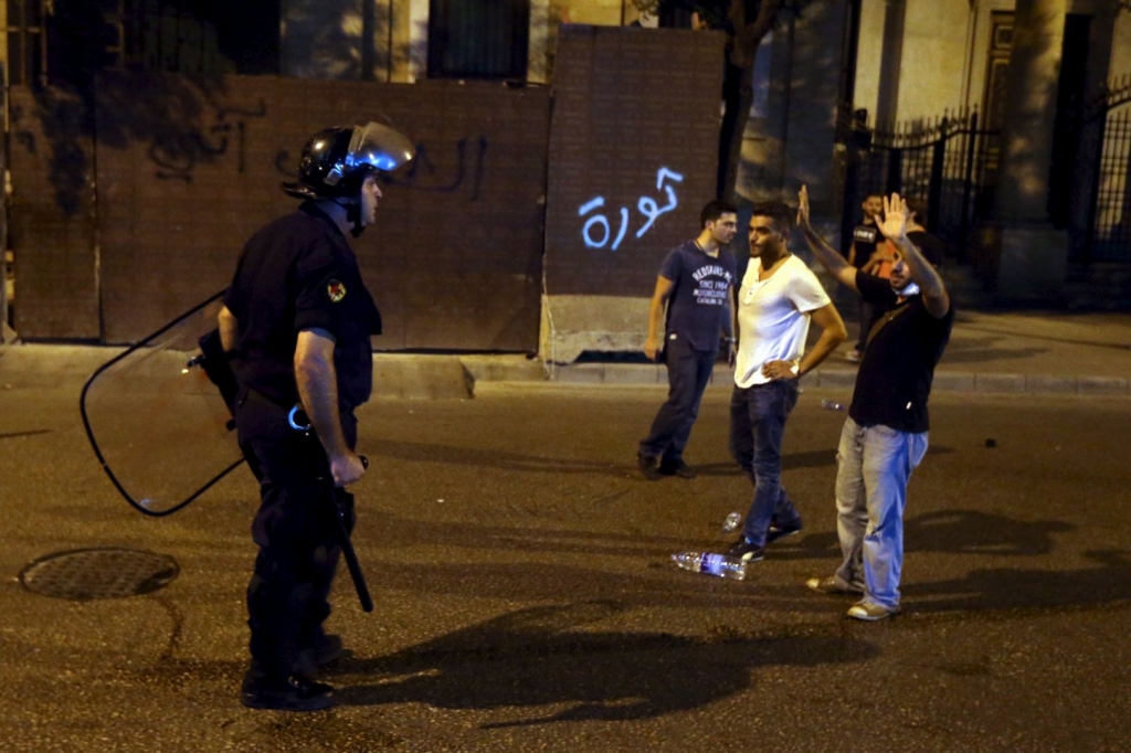 Thousands of Lebanese protest against government in Beirut