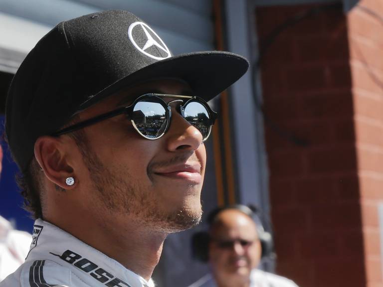 F1: Lewis Hamilton gains pole position for Belgian Grand Prix