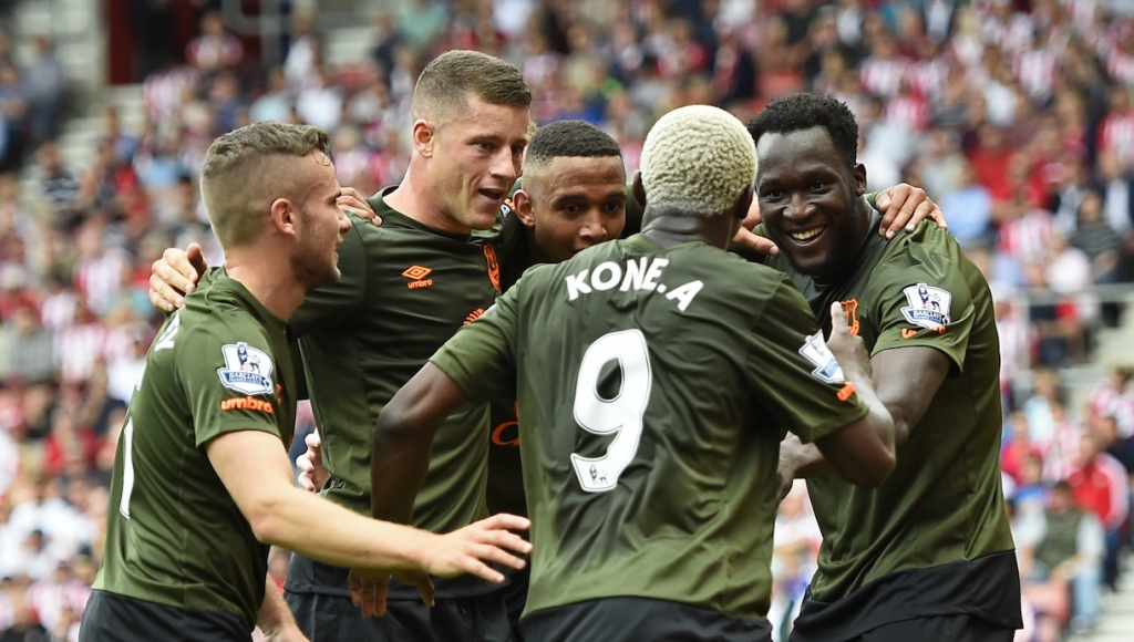 Romelu Lukaku celebrates with Arouna Kone and teammates after scoring the first goal for Everton in their Premier League match against Southampton pic