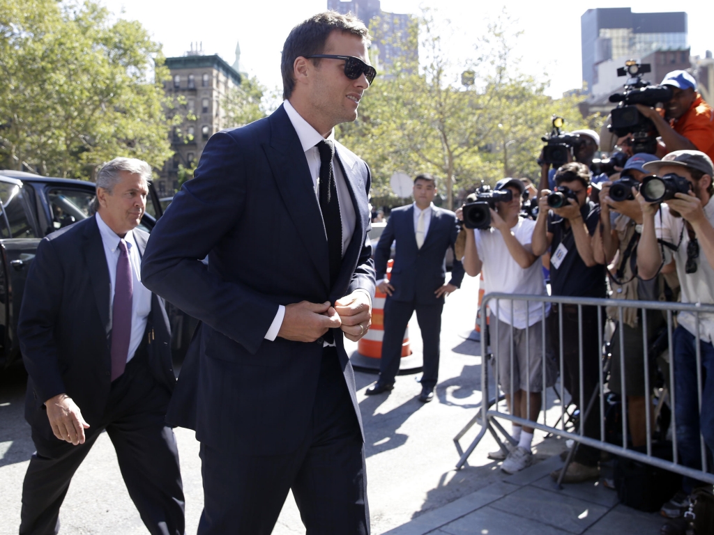 New England Patriots quarterback Tom Brady arrives at federal court in New York on Wednesday