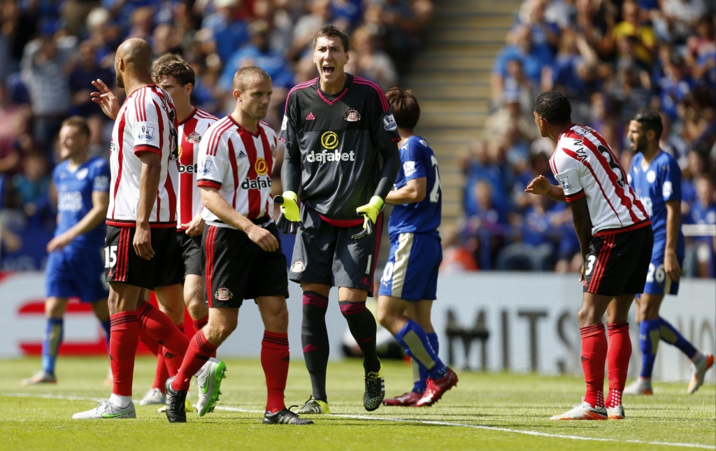 Opening day shocker leaves Dick Advocaat'scared about Sunderland