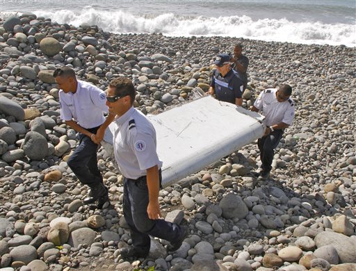 Reunion debris belong to missing plane Malaysia confirms