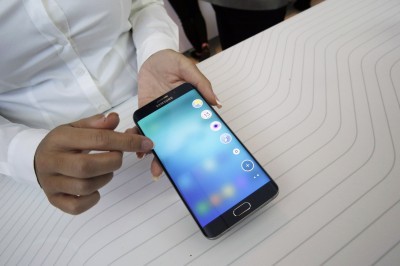 Galaxy Note 5 design flaw: A backwards S-Pen can permanently damage the device