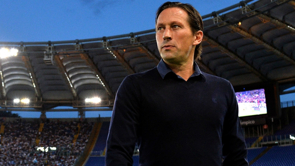 Bayer Leverkusen coach Roger Schmidt