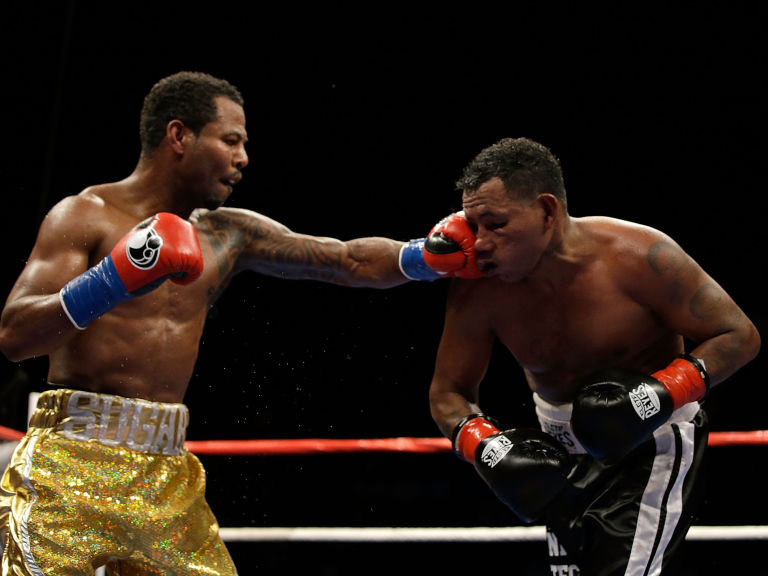 Shane Mosley connects with a left hand during his victory over Ricardo Mayorga