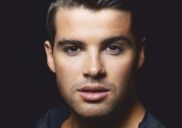 Singer Joe McElderry