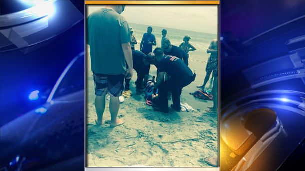 Report 15-year-old bit on hand leg by shark in South Carolina