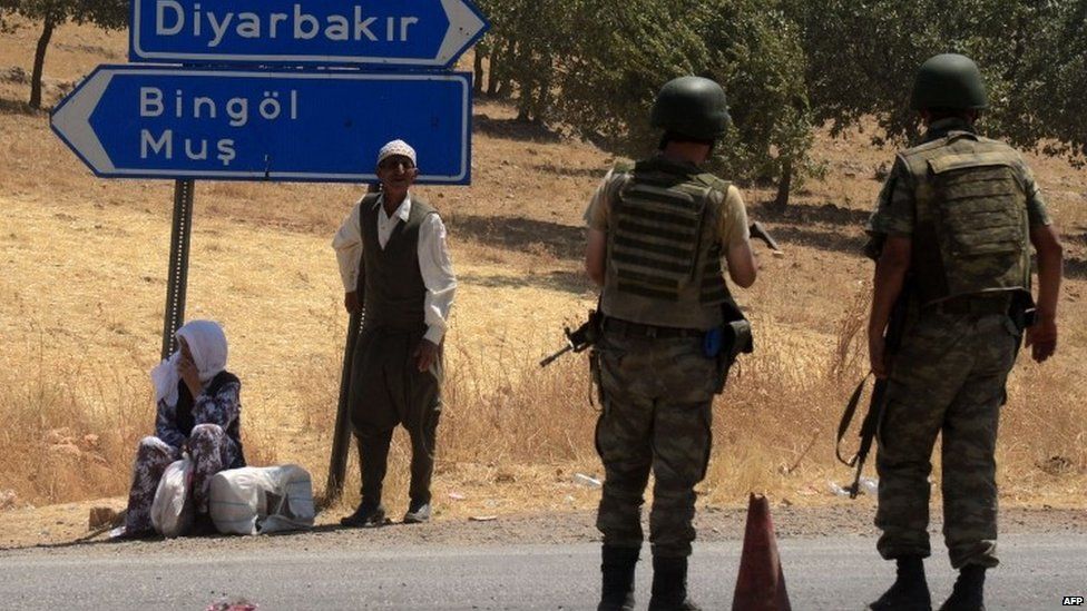 Turkish solders at a check point in Diyarbakir south-eastern Turkey