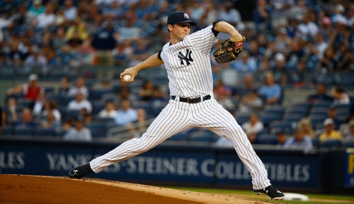 Bryan Mitchell Suffers Nasal Fracture After Being Hit On Face