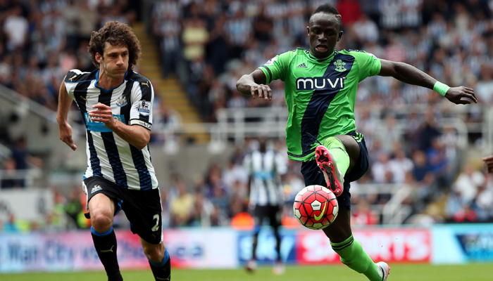 EPL Newcastle's Coloccini dreams of lifting one last trophy