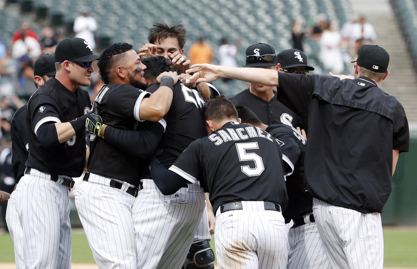 Chicago White Sox walk off 6-5 win in 10 innings