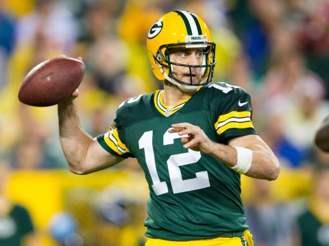 Sep 28 2015 Green Bay WI USA Green Bay Packers quarterback Aaron Rodgers throws a pass during the fourth quarter against the Kansas City Chiefs at Lambeau Field. Green Bay won 38-28. Mandatory Credit Jeff Hanisch-USA TODAY Sports