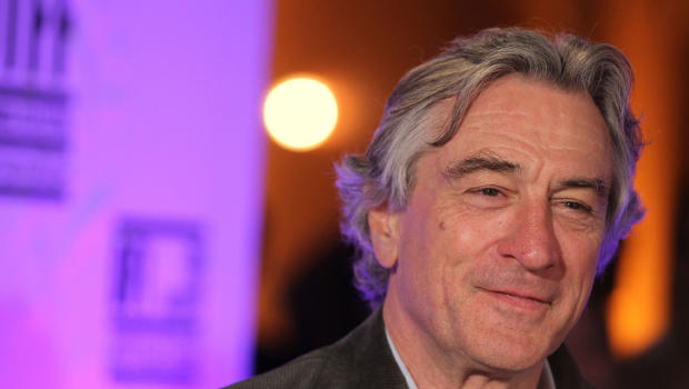 Review; Nancy Meyers bets on an adorable De Niro in 'The Intern'