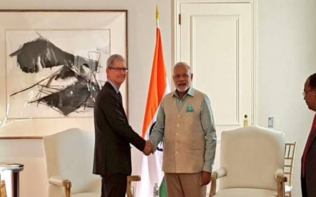 Apple CEO Tim Cook with Prime Minister Narendra Modi