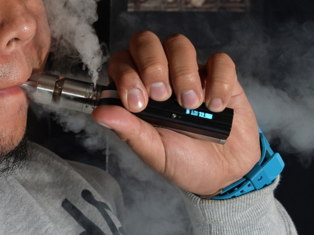 Many smokers are switching to e-cigarettes