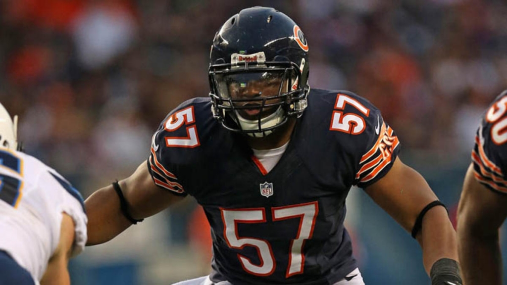 Bears linebacker Jon Bostic