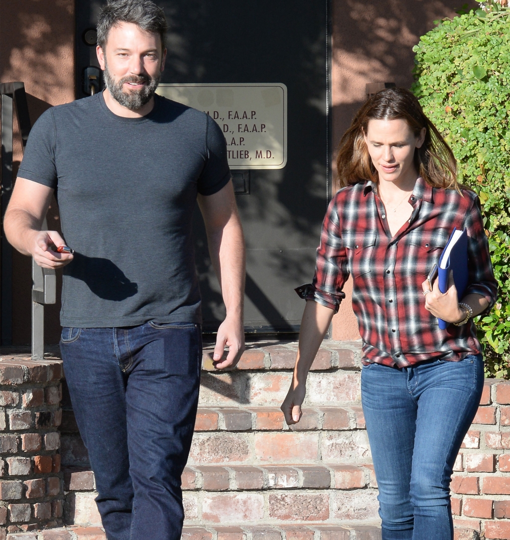 Ben and Jennifer seen together in Santa Monica earlier this month