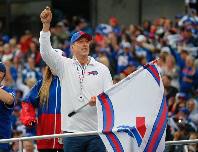 Jim Kelly attends the Bills&#39 NFL season opener against the Colts last week