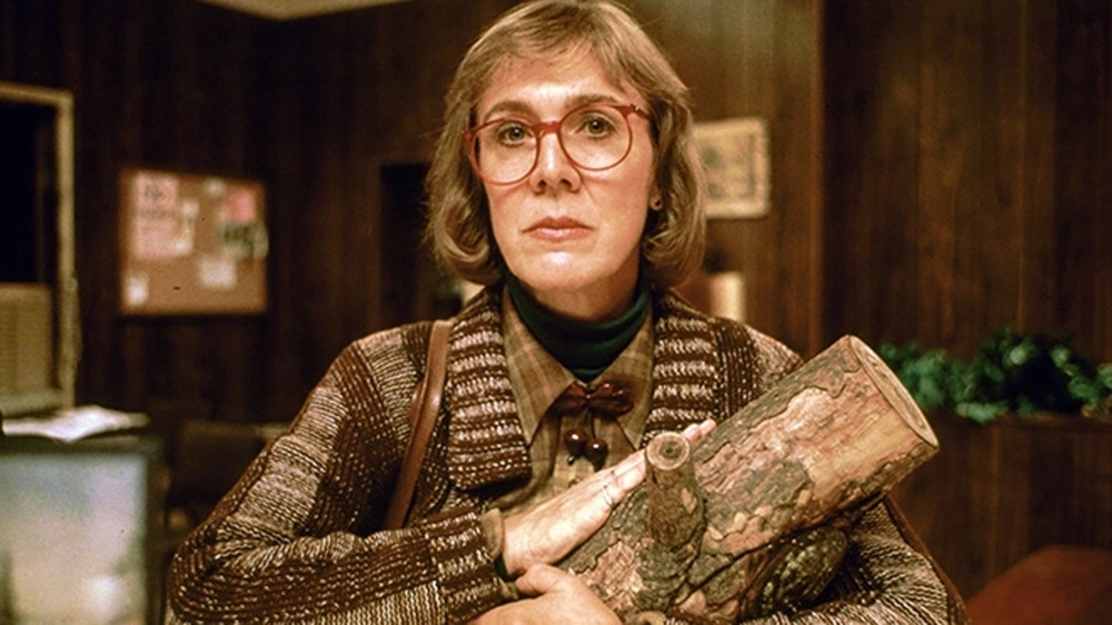 'Twin Peaks' Actress Catherine Coulson (AKA 'Log Lady') Dies At Age 71