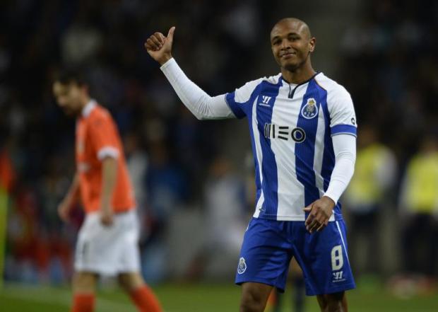 Chelsea weigh up January move for Porto star Yacine Brahimi