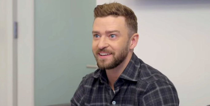 Watch Justin Timberlake Try to Pitch Late Night Theme Songs to Seth Meyers