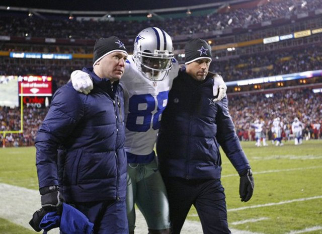 Trending Now: Dez Bryant Will Reportedly Have Surgery on Broken Foot