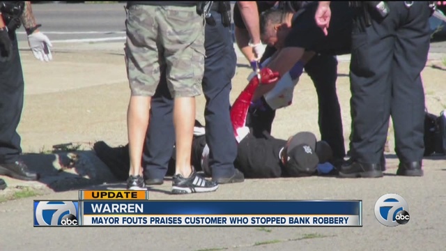 MAYOR: “It's His Second Amendment Right.” Concealed Carrier Shoots Bank Robber