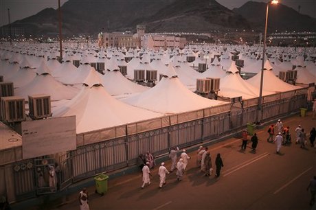 8 Afghan pilgrims missing as stampede leaves at least 717 dead in Saudi Arabia