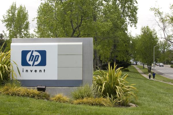 Hewlett-Packard to jettison up to 30000 jobs as part of spinoff