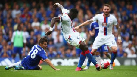 Image Text
 GET IN Bakary Sako scores against Chelsea