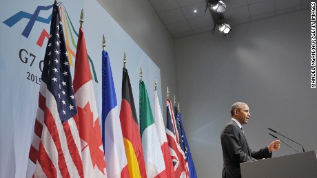 Obama threatens Russia with new sanctions