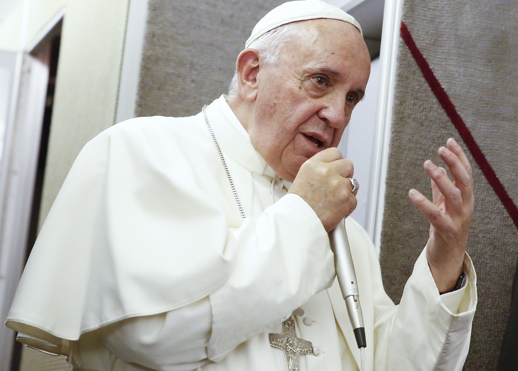 LGBT       What The Pope Really Said About Kim Davis                by Jack Jenkins Sep 28 2015 11:06am            
                  CREDIT Tony