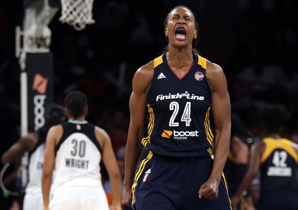 Catchings leads Indiana back to finals with 66-51 win