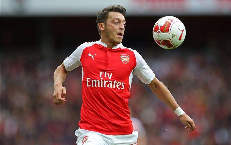 Ozil vs Stoke