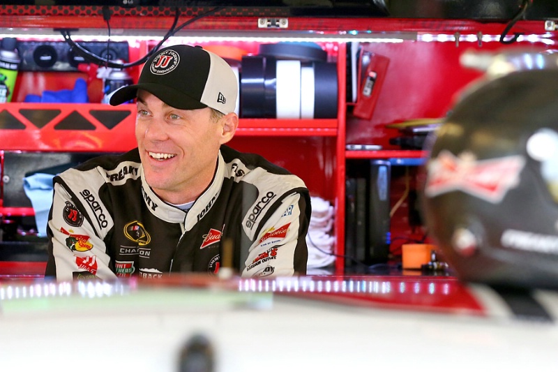 Harvick handed pole by Chicago qualifying washout