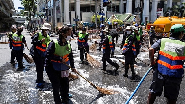 Bangkok blast cleanup