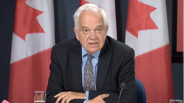 Liberal candidate John Mc Callum speaks about the party's fiscal plan in Ottawa Sept. 26 2015