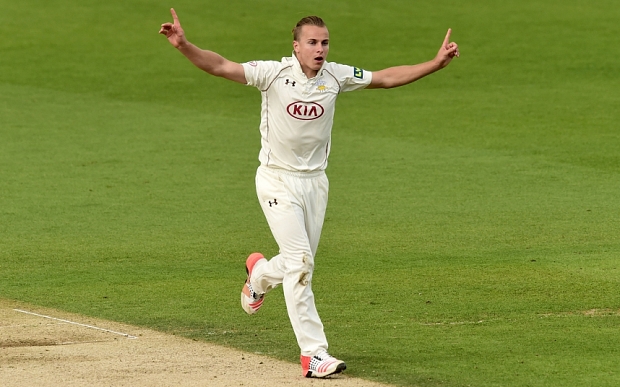 Siblings Tom and Sam Curran take all 10 wickets for Surrey as breakthrough