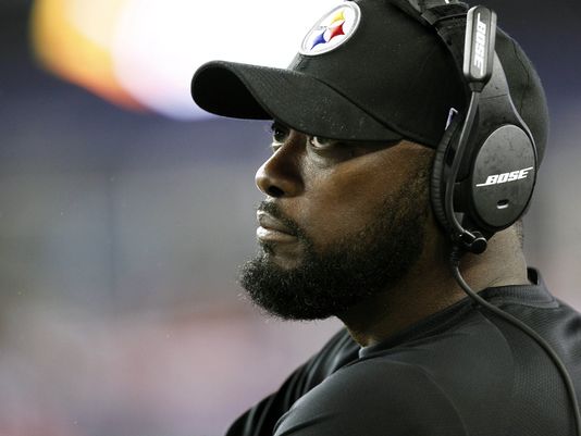 Patriots&#039 radio broadcast interferes with Steelers coaches&#039 headsets- Watch