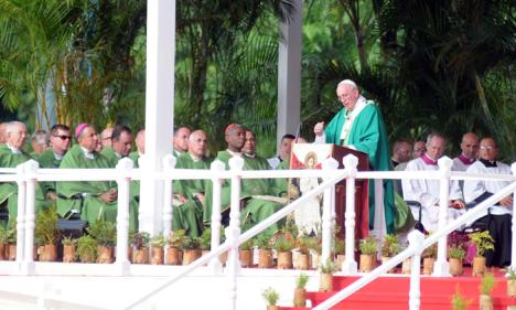 Pope Francis celebrates Mass in Havana