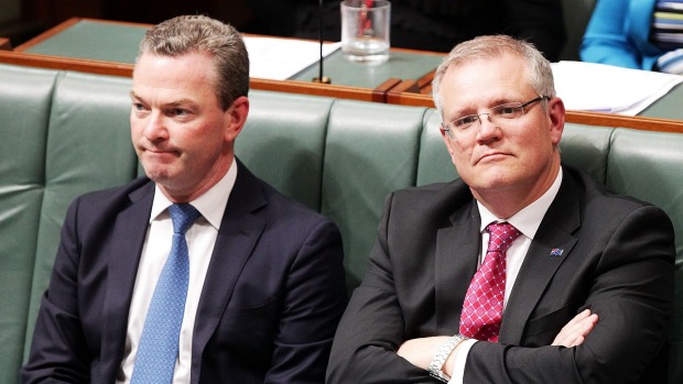 Scott Morrison says Tony Abbott offered to'throw Joe Hockey under a bus and make him Treasurer while Christopher Pyne left says he only made his mind up on Sunday night. His colleagues however say that's not true