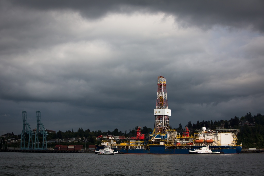 Shell's Arctic drilling vessel the Noble Discoverer arrives in Everette on Tuesday