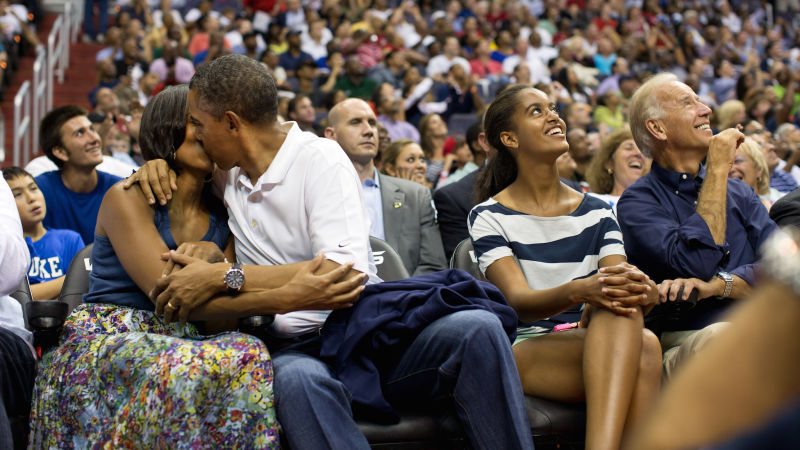 Syracuse University Considers Ditching Kiss Cam Over'Forced Affection