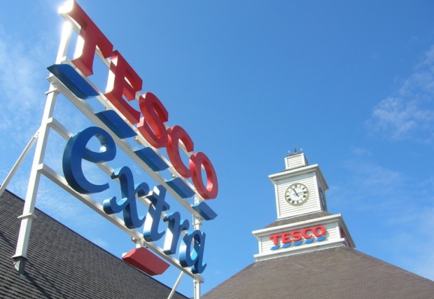 Tesco quits Korea with £4bn sale of 900 stores